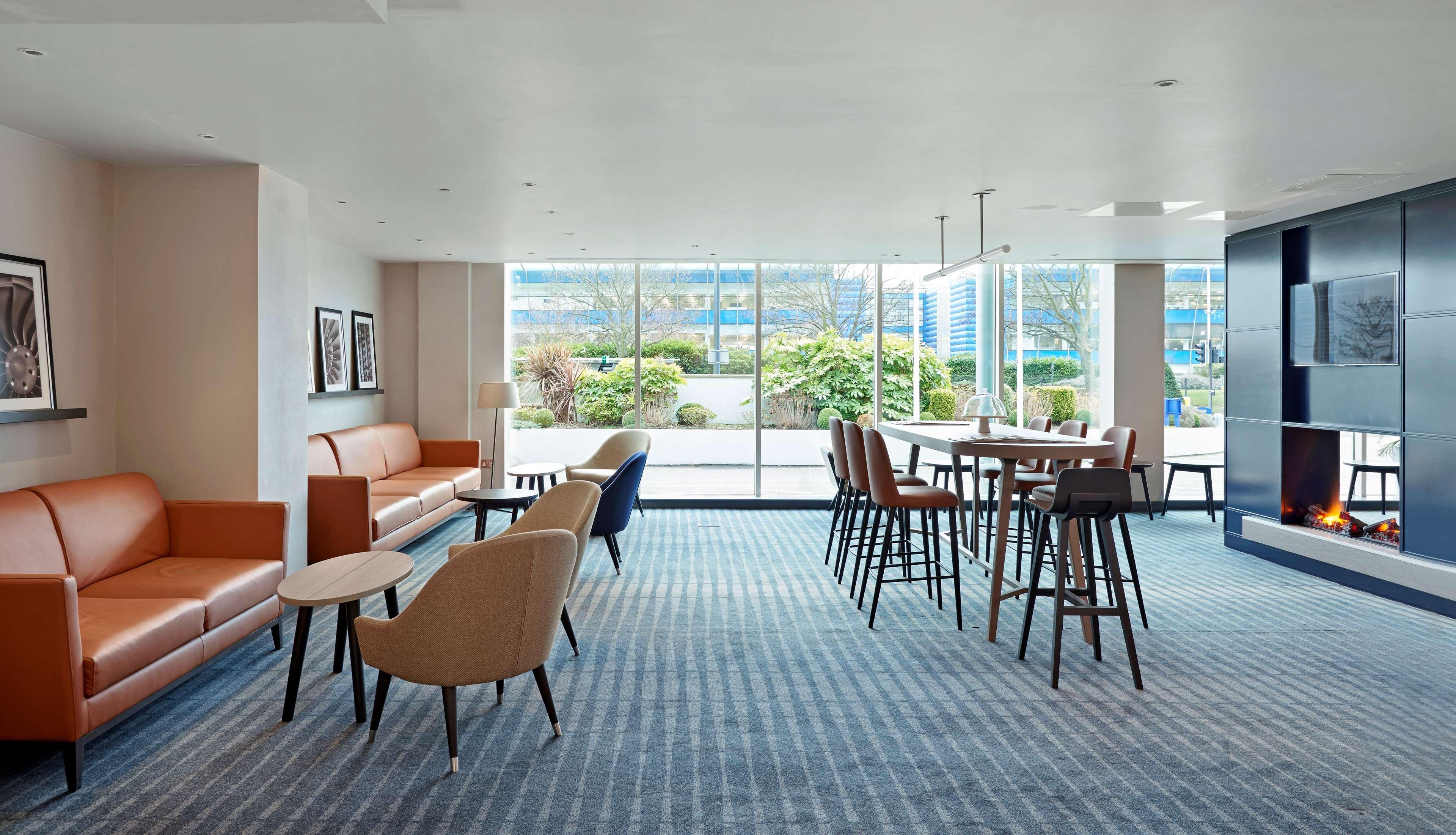 Hyatt Place London Heathrow Airport Hillingdon Esterno foto