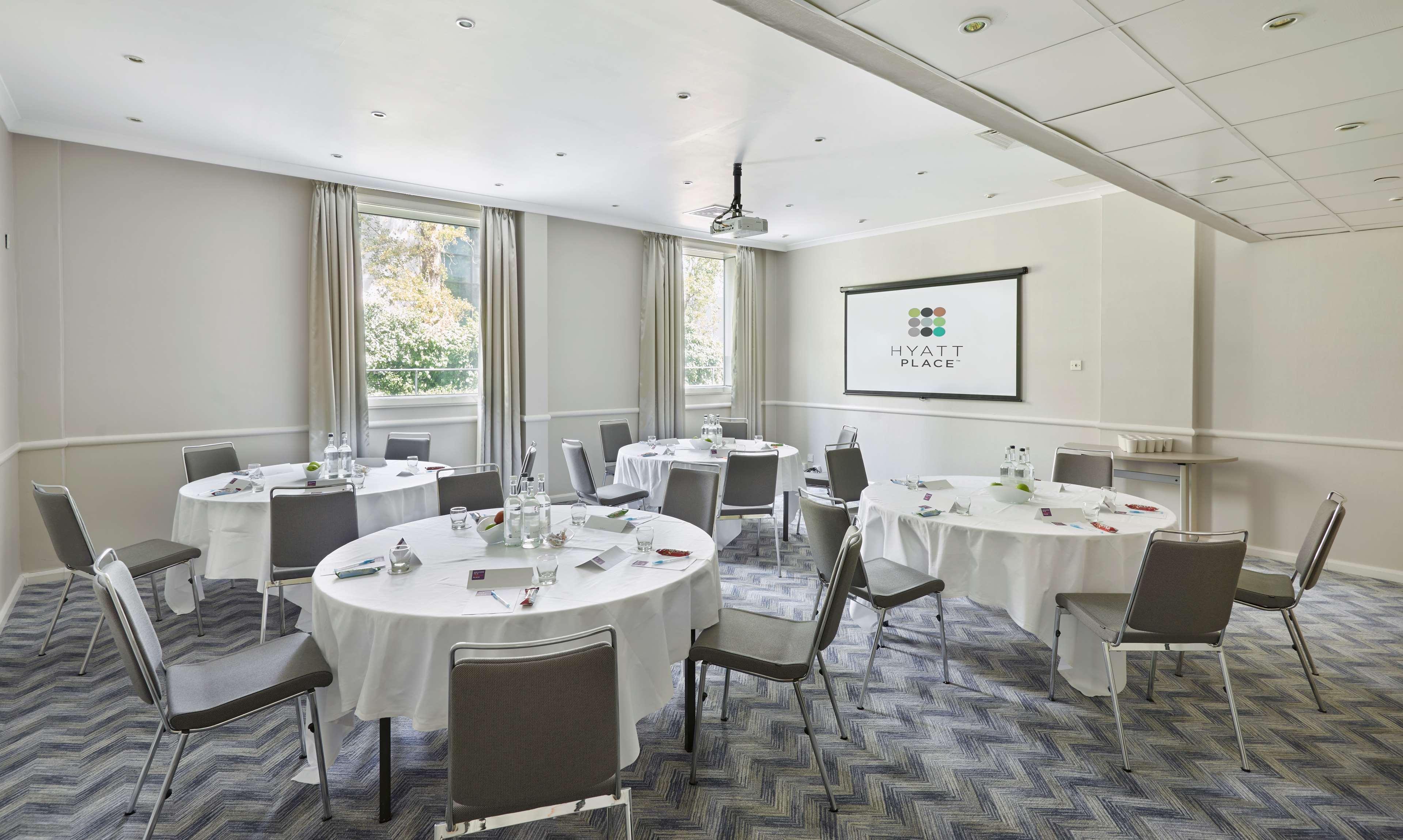 Hyatt Place London Heathrow Airport Hillingdon Esterno foto