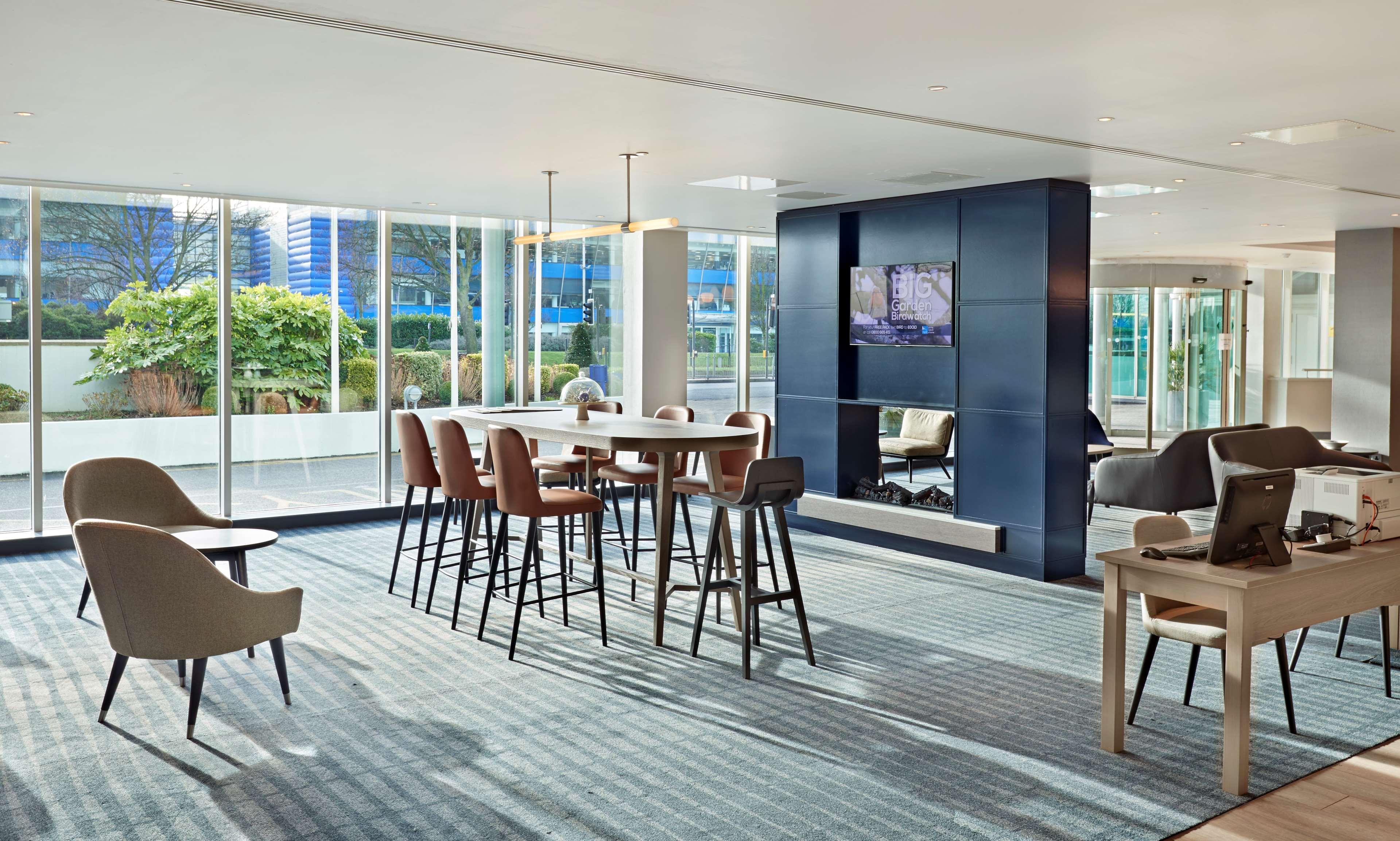 Hyatt Place London Heathrow Airport Hillingdon Esterno foto
