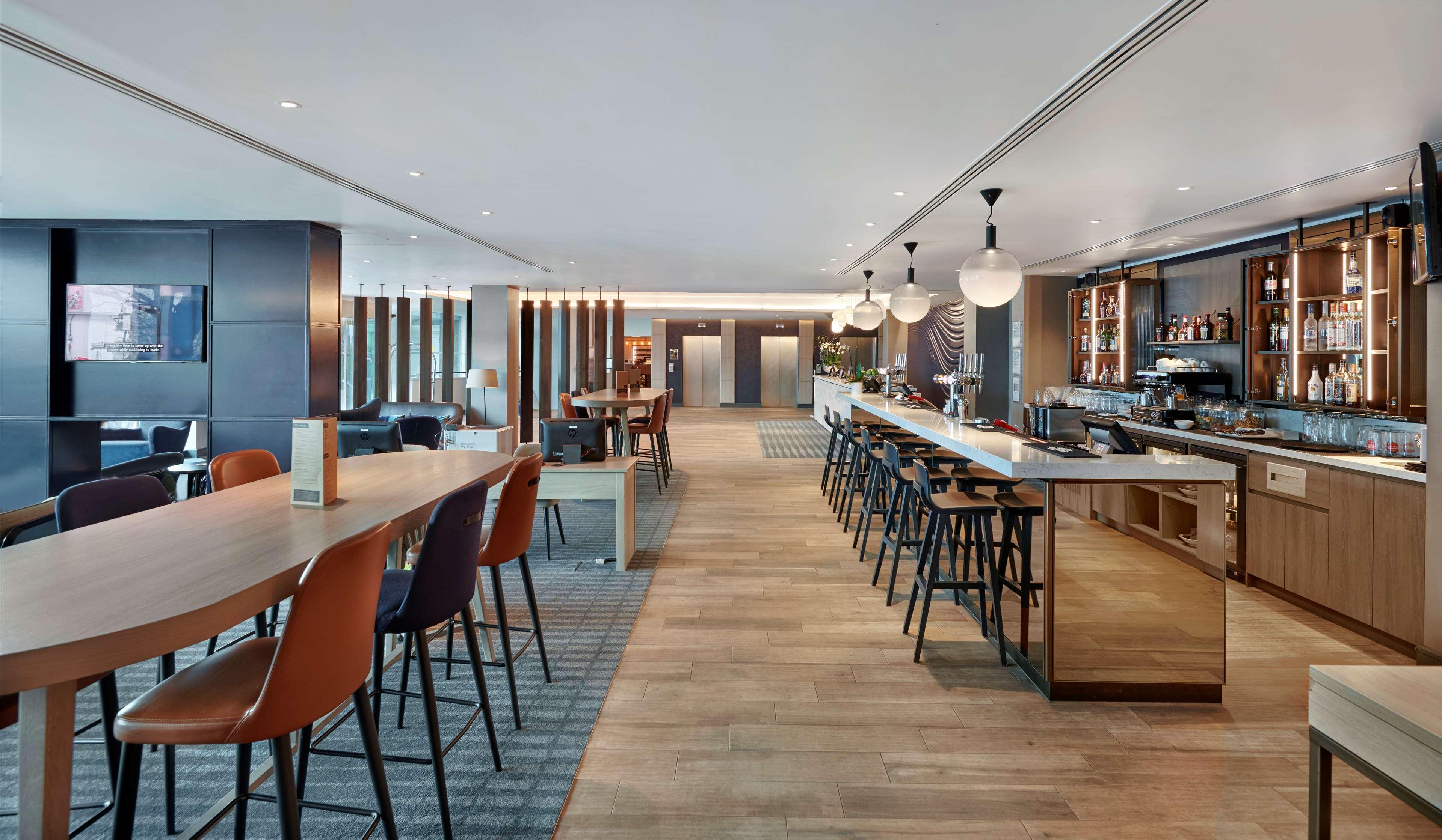 Hyatt Place London Heathrow Airport Hillingdon Esterno foto