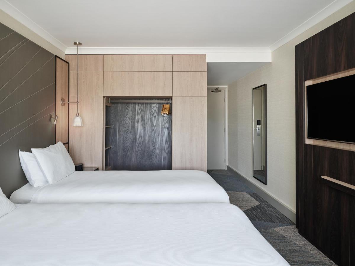 Hyatt Place London Heathrow Airport Hillingdon Esterno foto